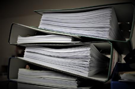 Vorschaubild für den Artikel: bureaucracy-2106924-aktenhaufen-pixabay.com-cc0.jpg